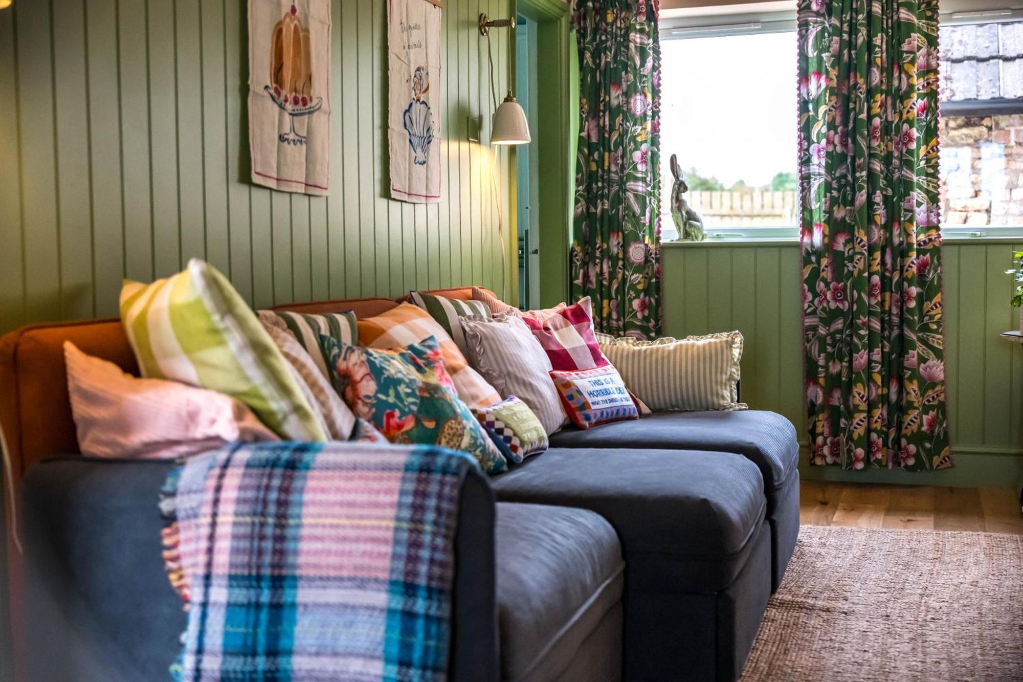 Large Country Cottage, Sleeps 8 - Spa Facilities, Garden Bar, Catering Services, Free Parking, Nature Reserve, Hen Parties Scunthorpe Extérieur photo