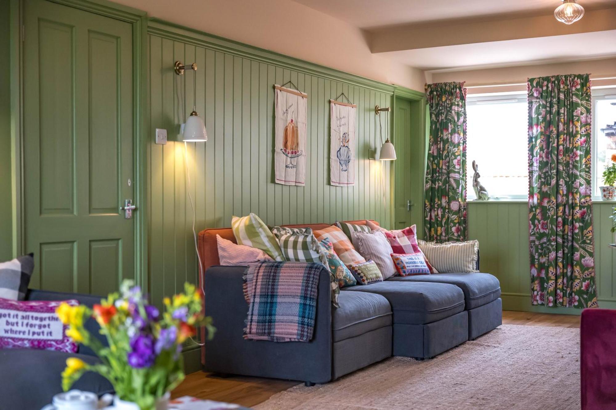 Large Country Cottage, Sleeps 8 - Spa Facilities, Garden Bar, Catering Services, Free Parking, Nature Reserve, Hen Parties Scunthorpe Extérieur photo