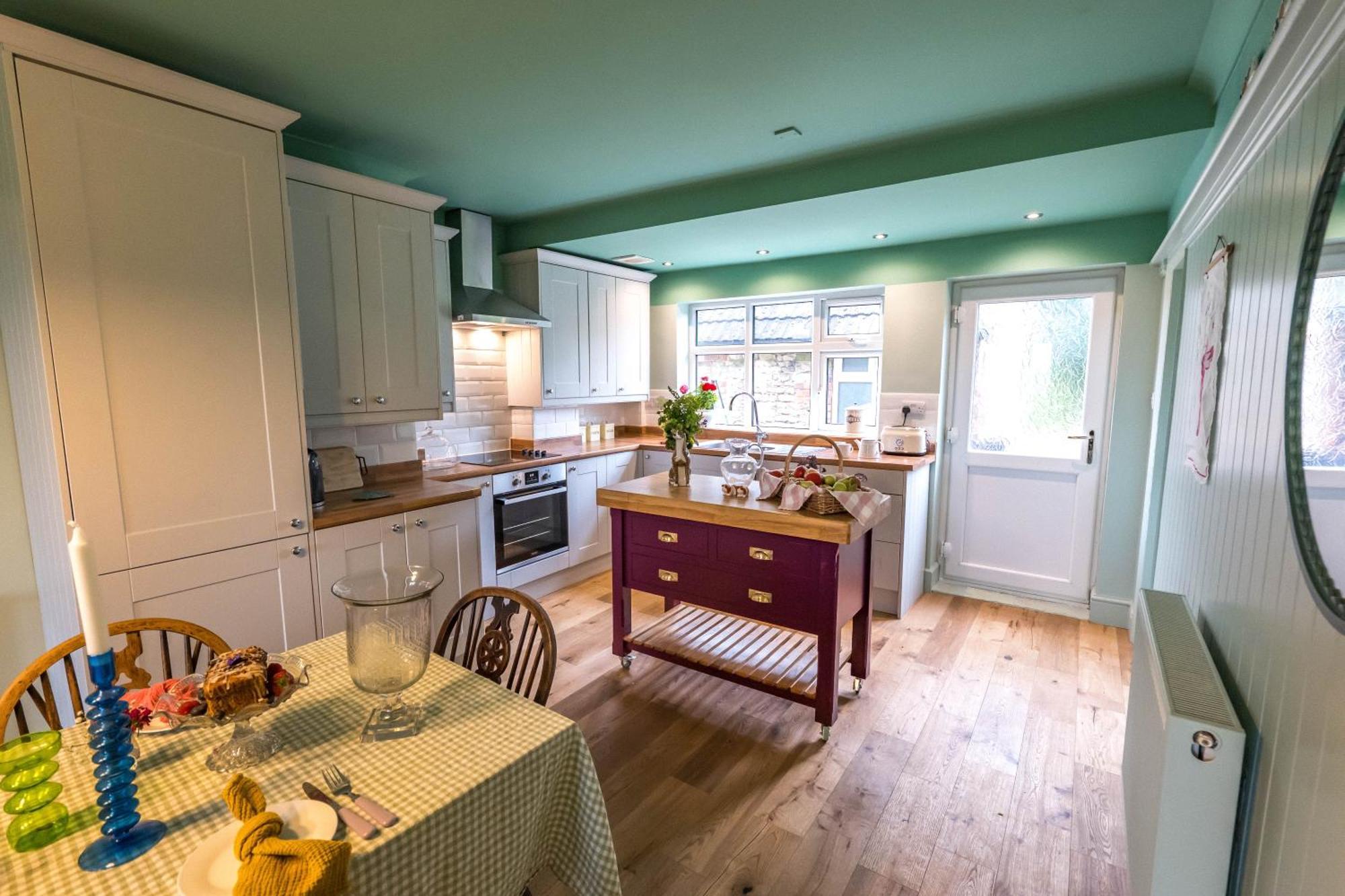 Large Country Cottage, Sleeps 8 - Spa Facilities, Garden Bar, Catering Services, Free Parking, Nature Reserve, Hen Parties Scunthorpe Extérieur photo
